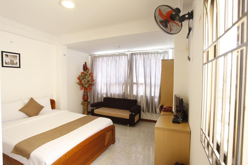 Le Petit Sai Gon Hotel Ho-Chi-Minh-Stadt Exterior foto
